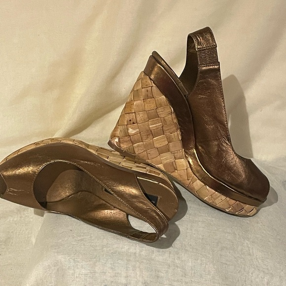 “Steven” by Steve Madden 7-7.5 - Picture 4 of 7